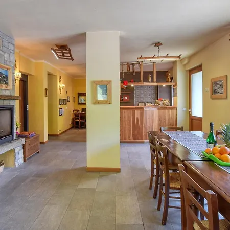 דירה 2 Bedroom Stunning In Pezzoro