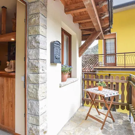 2 Bedroom Stunning In Pezzoro Lavone
