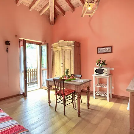 דירה 2 Bedroom Stunning In Pezzoro Lavone